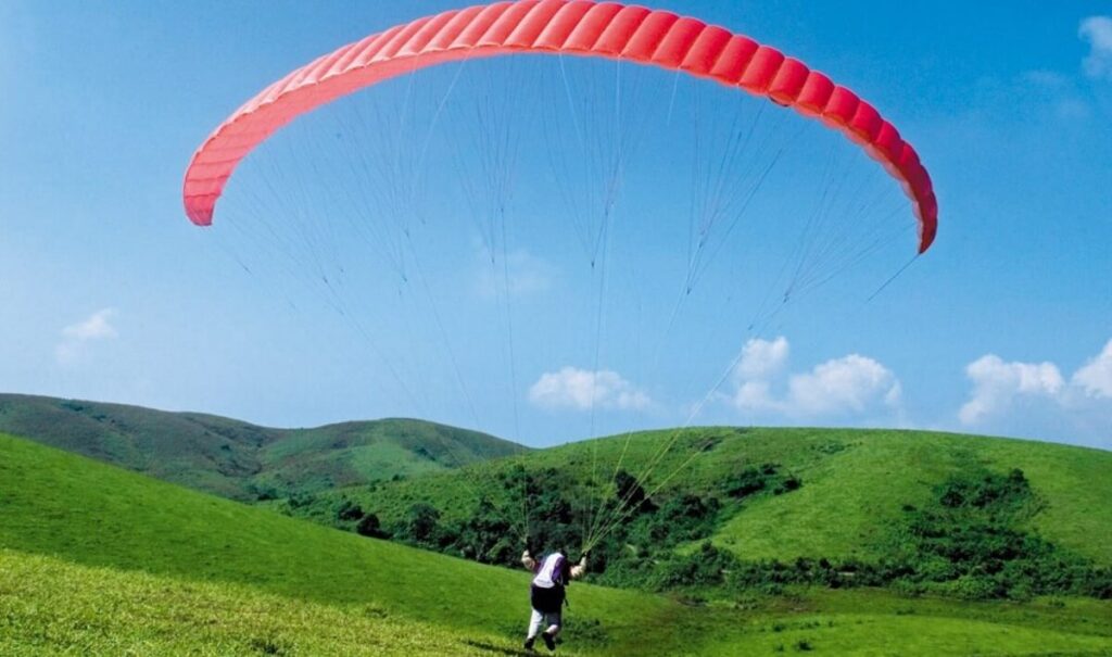 Paragliding in Munnar Kerala