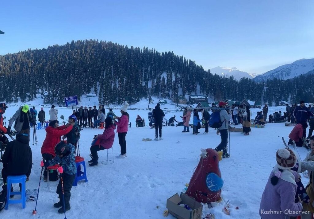 2. Gulmarg Jammu & Kashmir for Snowfall