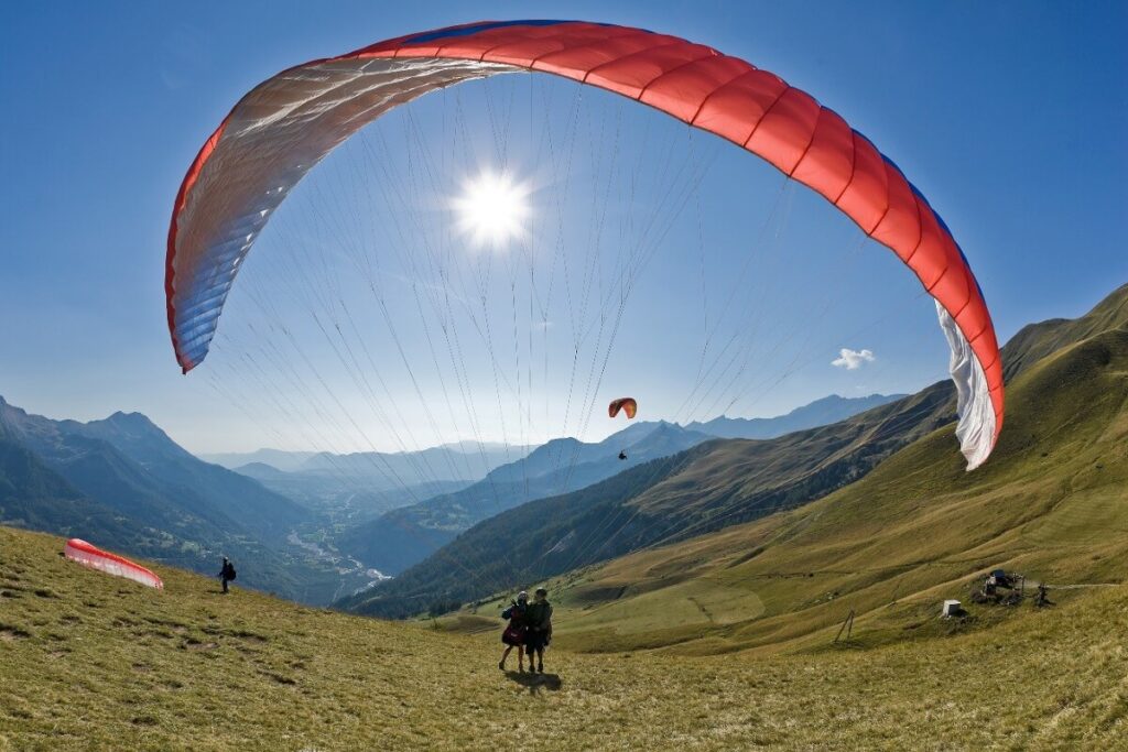 Paragliding in India