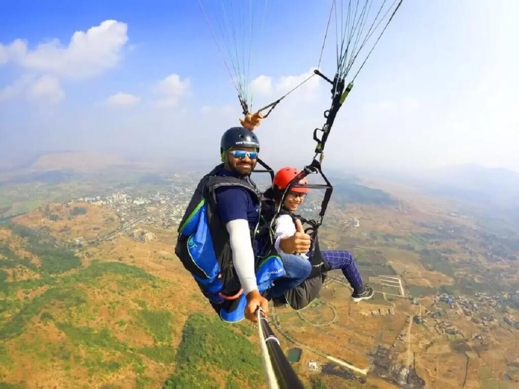 Paragliding in Kamshet Maharashtra