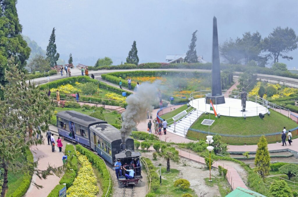 Must-Visit Attractions in Darjeeling