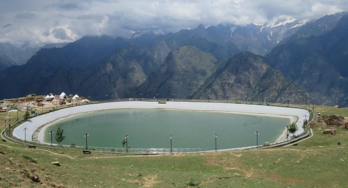 Auli Artificial Lake