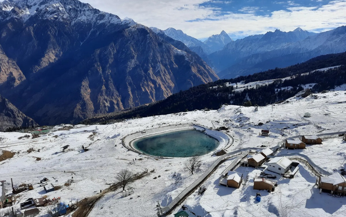 Why Visit Auli in December