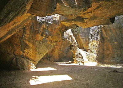 Naida Caves