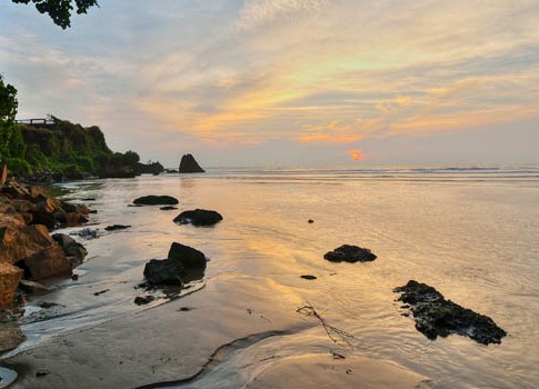 Payyambalam Beach